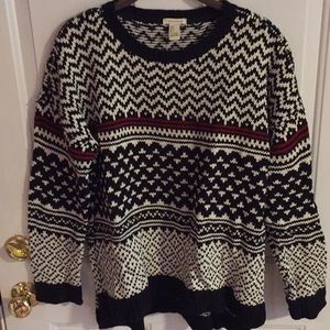 Forever 21 white, red and black patterned sweater